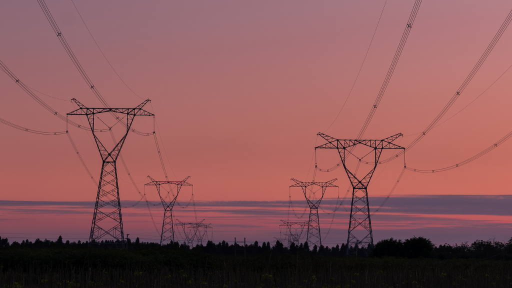 Scaling Up: Electric vehicles, distributed energy, grid modernisation and the infrastructure debate